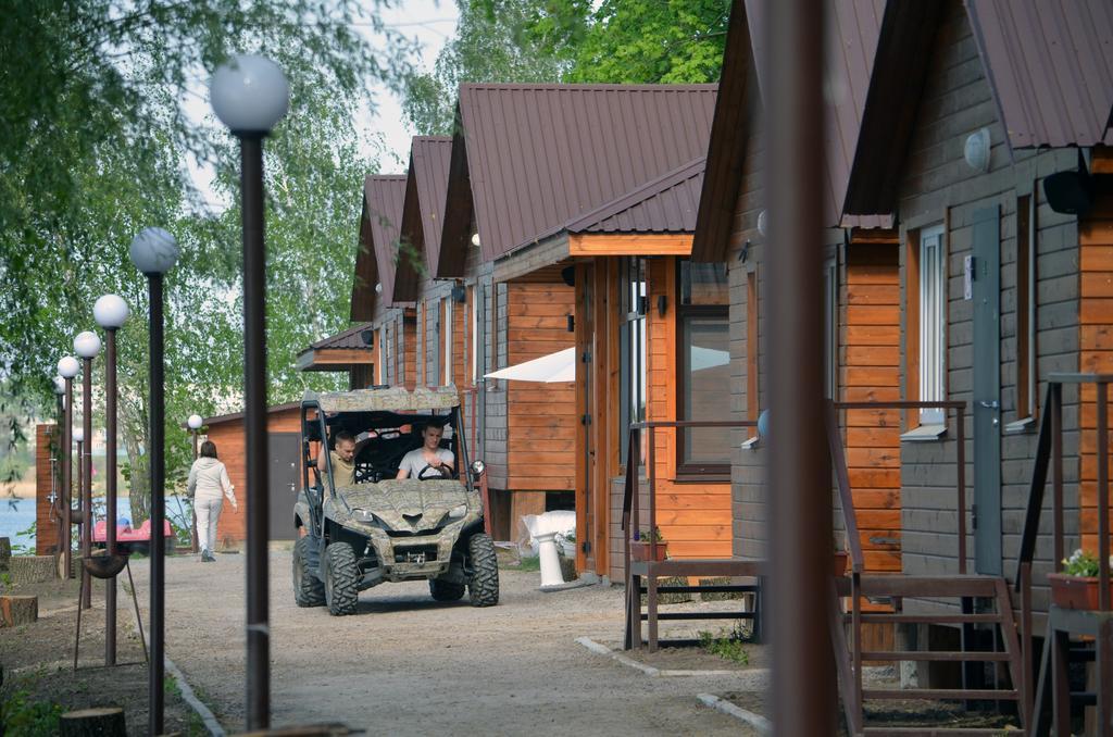 Recreational Center Rezidentsiya Hotel Yahotyn Buitenkant foto